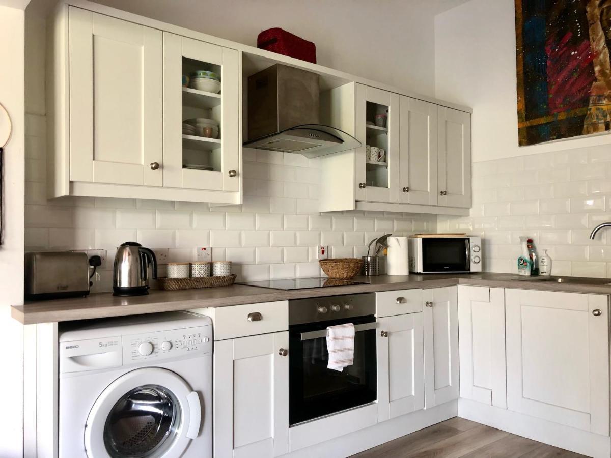Ballygally Seaview And Garden Hideaway Екстериор снимка